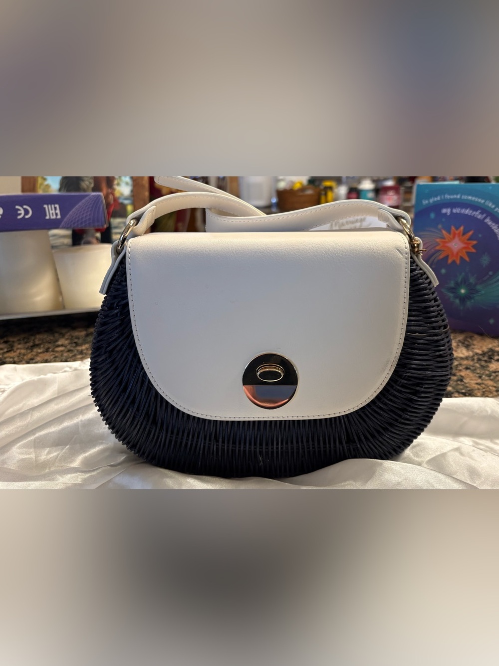 Talbots White and Navy Crossbody Bag with Gold-Tone Closure - 💯 Rattan